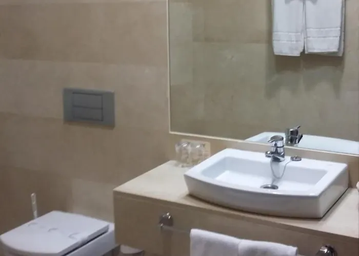 Don Felipe Отель Сеговия